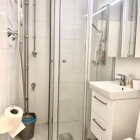 Compact Studio In Ullanlinna Apartment